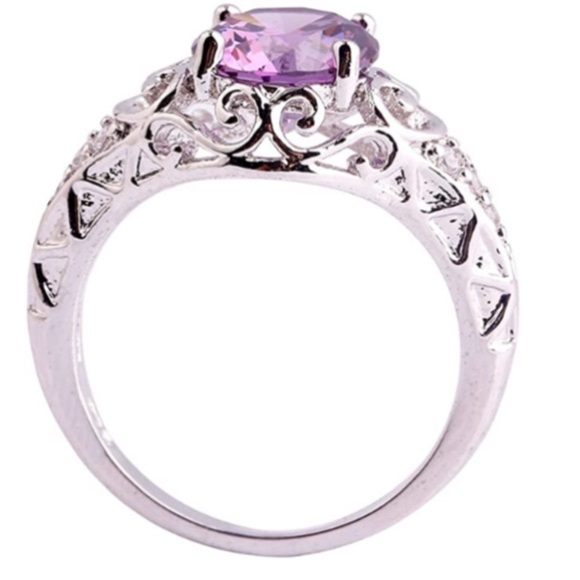 925 Sterling Silver Gemstone  Amethyst Dainty Ring - Picture 5 of 13